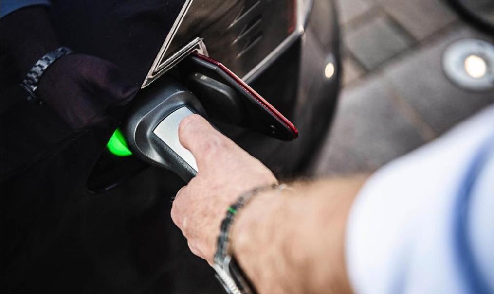 Stazione di ricarica per macchine elettriche