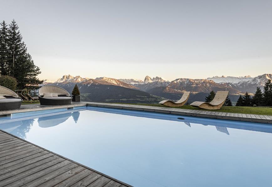 Panoramic Outdoor Pool