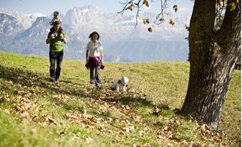 Escursione autunnale con la famiglia