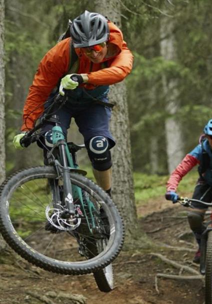 Mountainbiken im Wald