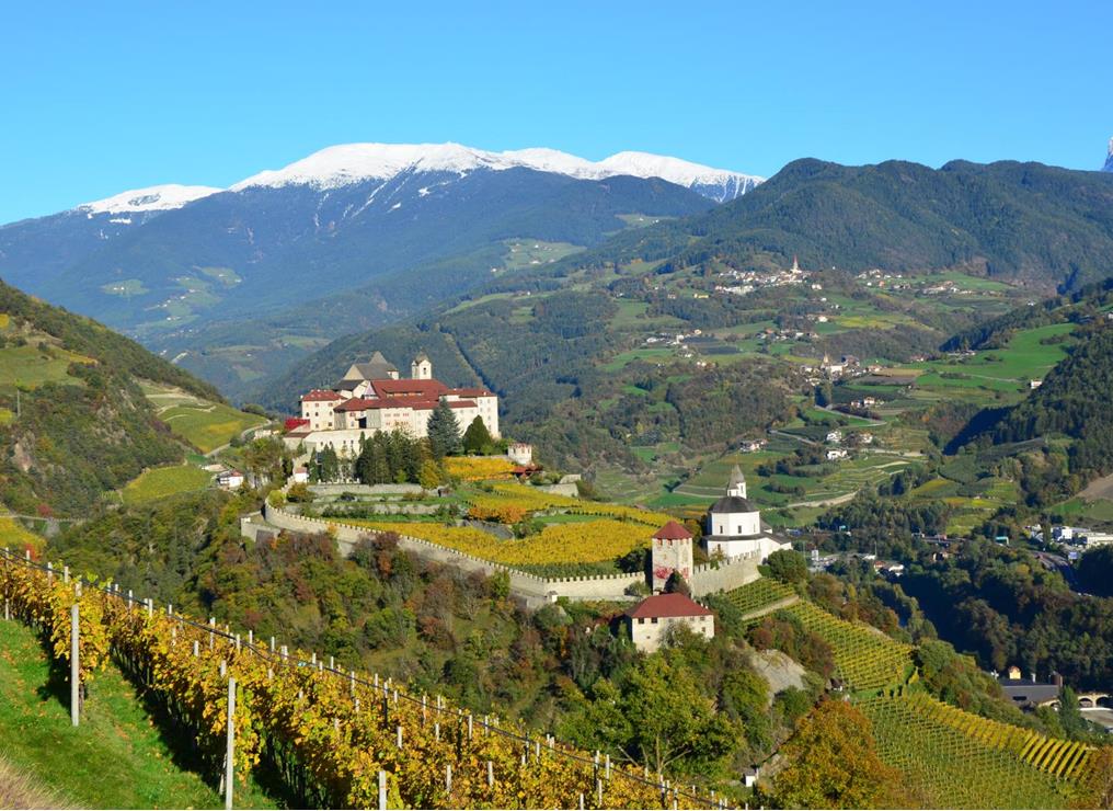 Offer Autumn-Trekking in the Mountains